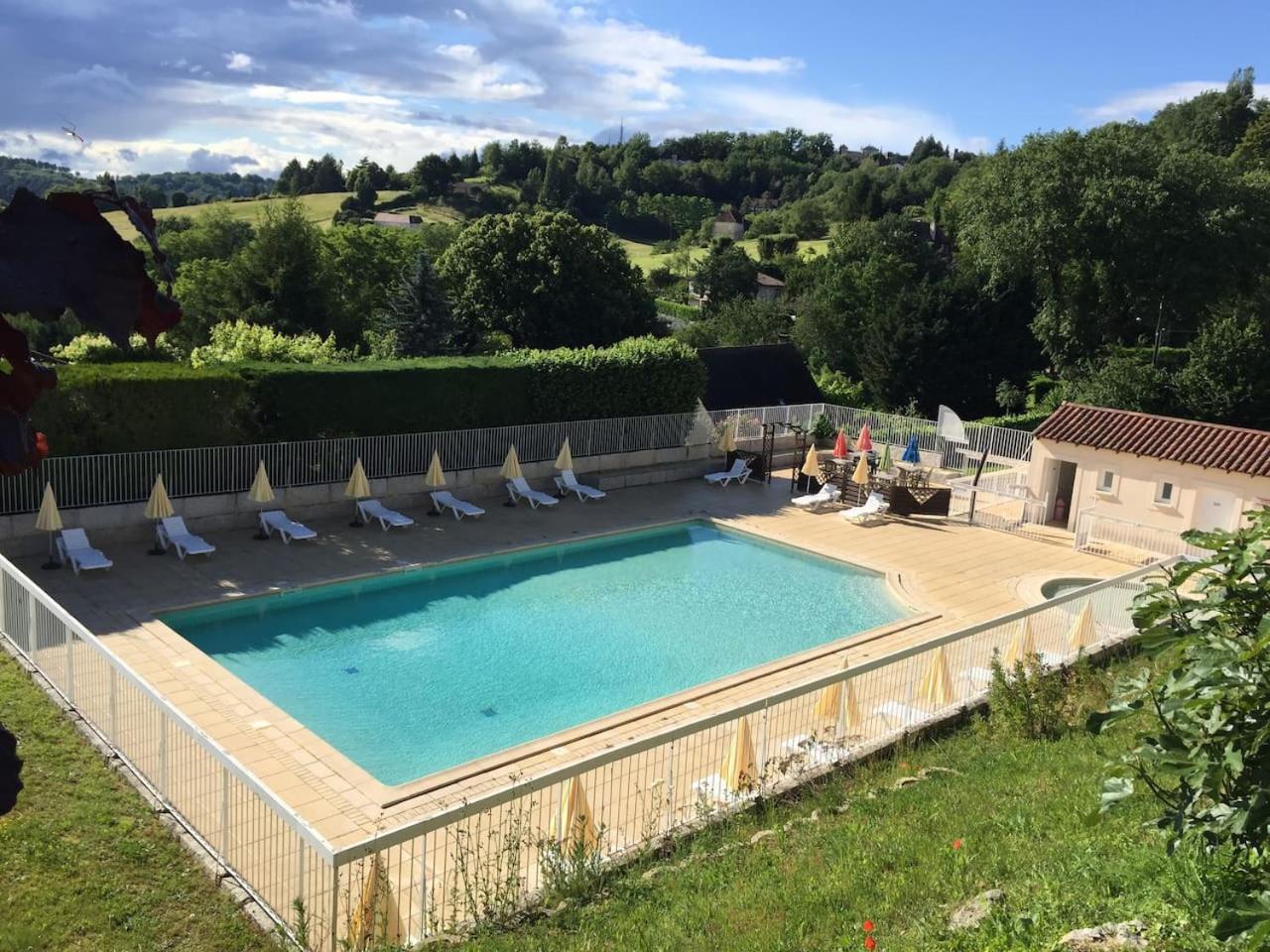 Le N4 Des Hauts De Sarlat, Clim Piscine Parking Eksteriør bilde