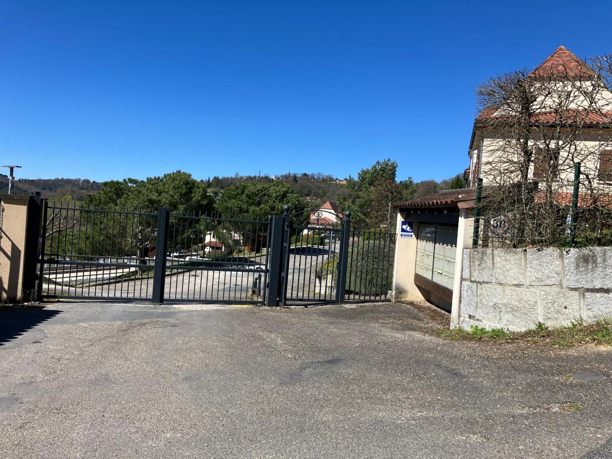 Le N4 Des Hauts De Sarlat, Clim Piscine Parking Eksteriør bilde